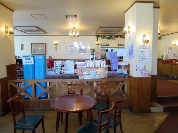 北海道小樽：北國の旅.. 銀の鐘１号館        ..可以帶走幸福的咖啡館~