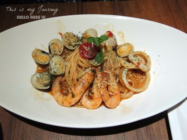 曼朵拉義式料理(敦北店):【曼朵拉義式料理-敦北店】 融合經典義式、創意中式 質感新美味 附2016菜單