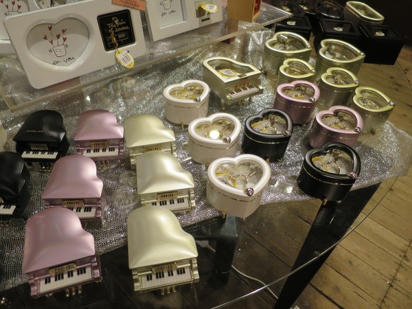 小樽音樂盒本堂(小樽オルゴール堂):北國の旅2 ..幸福的天籟~ ..小樽音樂盒博物館