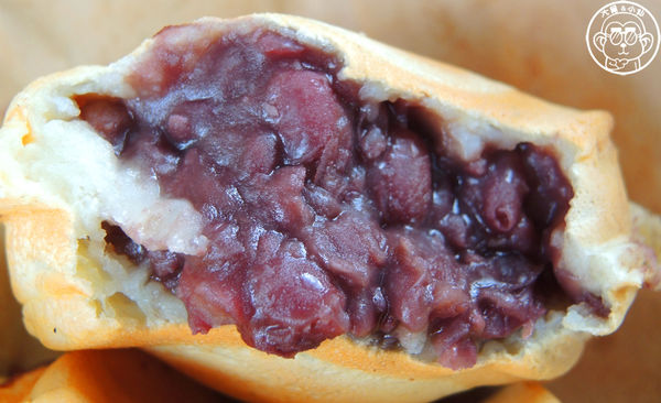 萬丹紅豆餅：呷飽祙【新北三重･萬丹紅豆餅】紅豆生南國