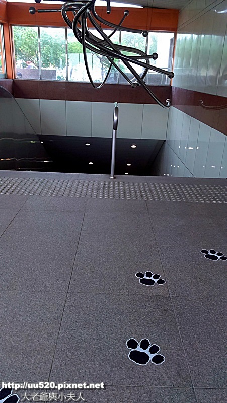 捷運的查理布朗與史努比6-006