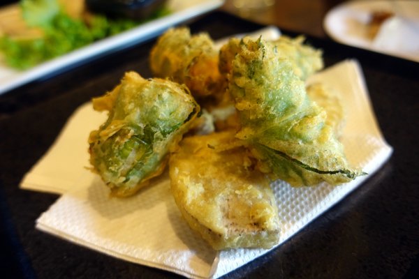 野宴食堂：(胖樺食記)新北石碇必吃美食，深山也有新鮮海產可品嘗「野宴食堂」