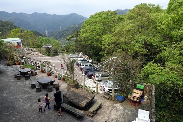 野宴食堂：(胖樺食記)新北石碇必吃美食，深山也有新鮮海產可品嘗「野宴食堂」