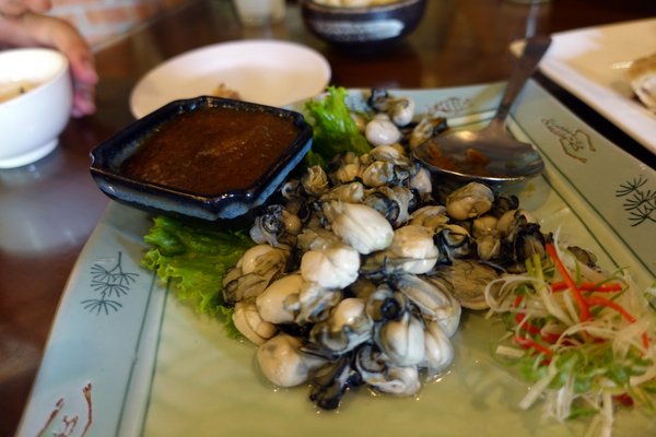 野宴食堂：(胖樺食記)新北石碇必吃美食，深山也有新鮮海產可品嘗「野宴食堂」