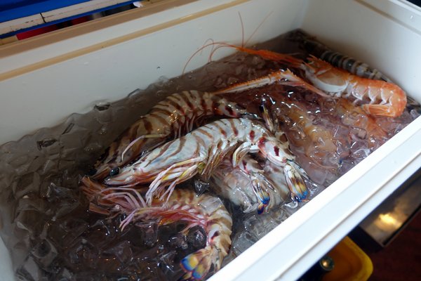 野宴食堂：(胖樺食記)新北石碇必吃美食，深山也有新鮮海產可品嘗「野宴食堂」