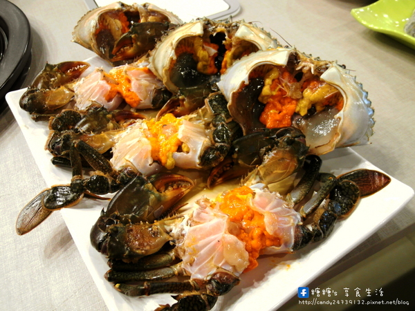 蒸食在：〖台中│美食〗蒸食在海鮮餐廳 ❤ 瓦跳跳海鮮登場!!『蒸』新鮮，『蒸』實在，『蒸』美味，『蒸』服味蕾饗宴