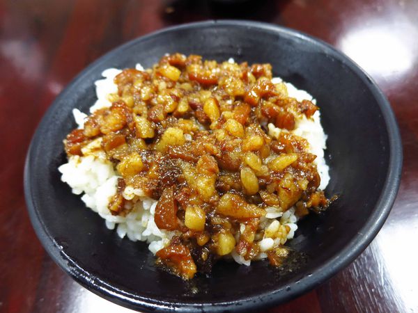 【蘆洲美食】家鄉鵝肉擔仔麵-CP值極高的巷弄美食