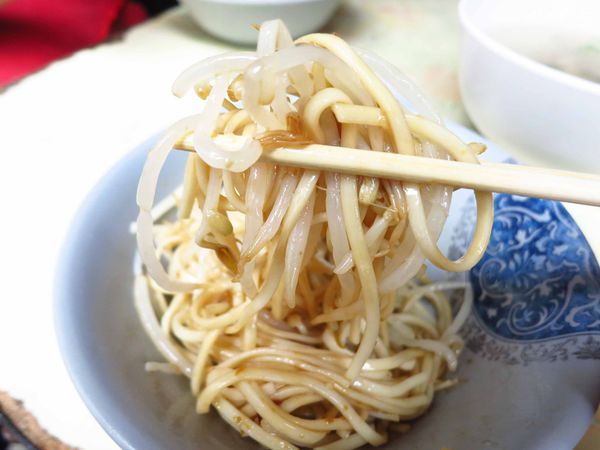 【三重美食】布袋麵豆菜麵-來自嘉義的美味
