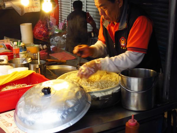 【三重美食】布袋麵豆菜麵-來自嘉義的美味