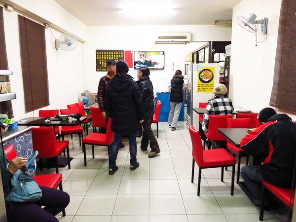 【永和美食】拋投肉麵-清爽不油膩的特殊美食