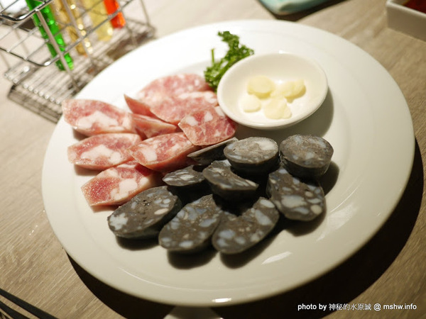 山鯨燒肉 山くじら 燒肉：【食記】台中山鯨燒肉やきにくの專門店@北區簡愛汽車旅館 : 印月餐旅新品牌, 日韓合璧, 大份量高CP值, 滿足你對肉食的渴望!!