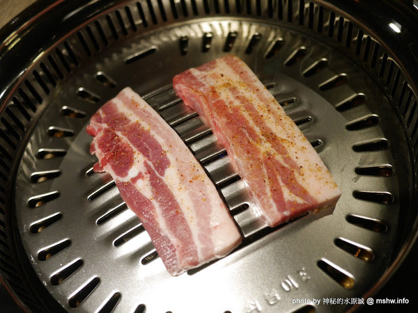 山鯨燒肉 山くじら 燒肉：【食記】台中山鯨燒肉やきにくの專門店@北區簡愛汽車旅館 : 印月餐旅新品牌, 日韓合璧, 大份量高CP值, 滿足你對肉食的渴望!!