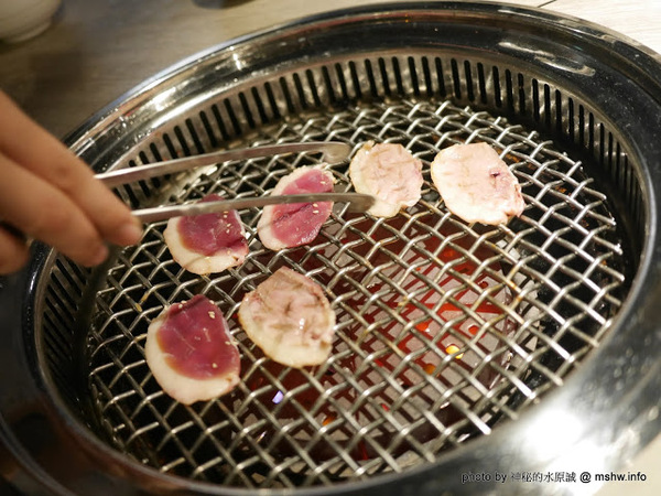 山鯨燒肉 山くじら 燒肉：【食記】台中山鯨燒肉やきにくの專門店@北區簡愛汽車旅館 : 印月餐旅新品牌, 日韓合璧, 大份量高CP值, 滿足你對肉食的渴望!!