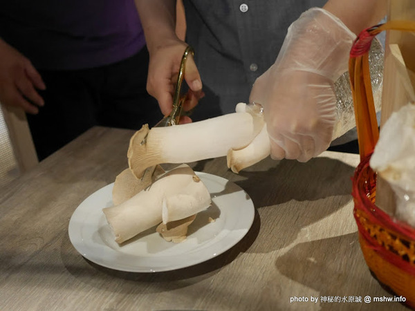 山鯨燒肉 山くじら 燒肉：【食記】台中山鯨燒肉やきにくの專門店@北區簡愛汽車旅館 : 印月餐旅新品牌, 日韓合璧, 大份量高CP值, 滿足你對肉食的渴望!!