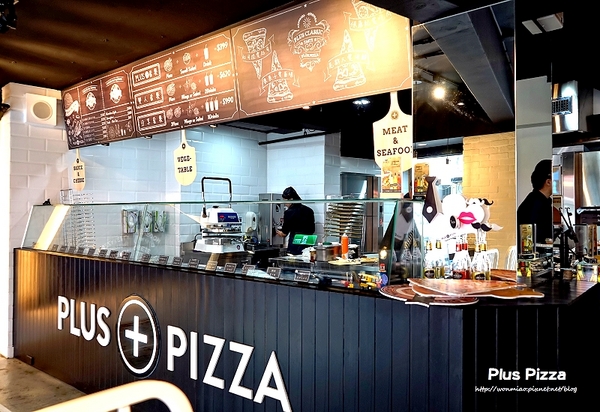 Plus Pizza:【公館美食/歌手梁靜茹開的店】創做出屬於自己獨一無二的美味披薩!! ✿✿ Plus Pizza ✿✿ (菜單)