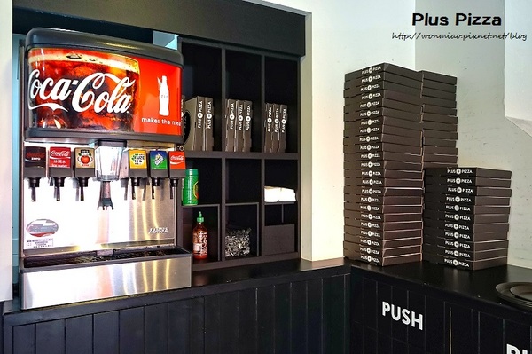 Plus Pizza:【公館美食/歌手梁靜茹開的店】創做出屬於自己獨一無二的美味披薩!! ✿✿ Plus Pizza ✿✿ (菜單)