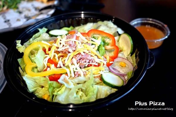 Plus Pizza:【公館美食/歌手梁靜茹開的店】創做出屬於自己獨一無二的美味披薩!! ✿✿ Plus Pizza ✿✿ (菜單)