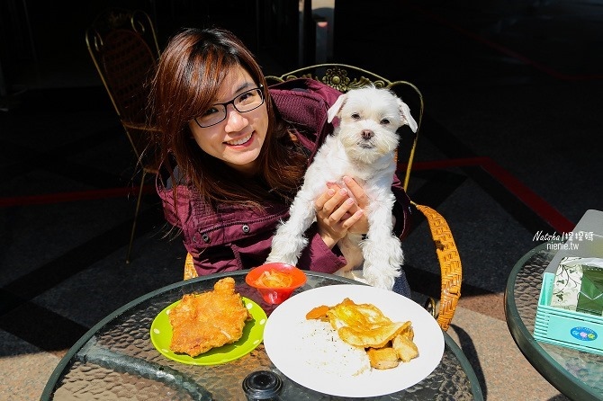 寵物友善餐廳│新北中和美食│老爺爺咖啡~上萬元高級全身按摩椅讓你喝咖啡吃美食超放鬆31