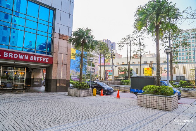 寵物友善餐廳│新北中和美食│老爺爺咖啡~上萬元高級全身按摩椅讓你喝咖啡吃美食超放鬆66