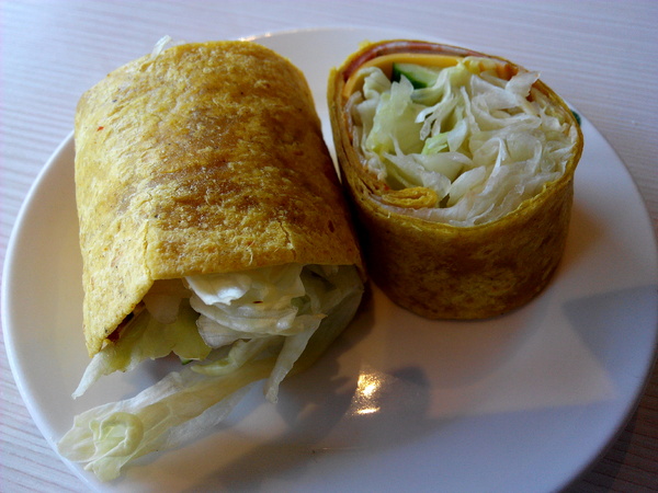 天心岩蔬食餐廳：☆口碑券No.6☆【南區】天心岩蔬食餐廳。多元、健康、美味，連葷食者也讚不絕口的素食吃到飽餐廳