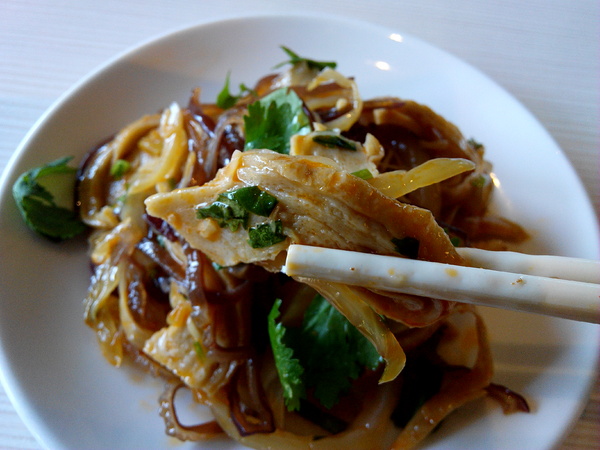 天心岩蔬食餐廳：☆口碑券No.6☆【南區】天心岩蔬食餐廳。多元、健康、美味，連葷食者也讚不絕口的素食吃到飽餐廳