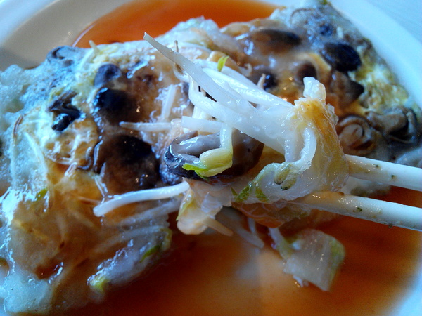 天心岩蔬食餐廳：☆口碑券No.6☆【南區】天心岩蔬食餐廳。多元、健康、美味，連葷食者也讚不絕口的素食吃到飽餐廳