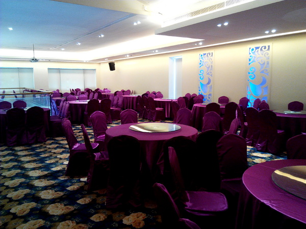 天心岩蔬食餐廳：☆口碑券No.6☆【南區】天心岩蔬食餐廳。多元、健康、美味，連葷食者也讚不絕口的素食吃到飽餐廳