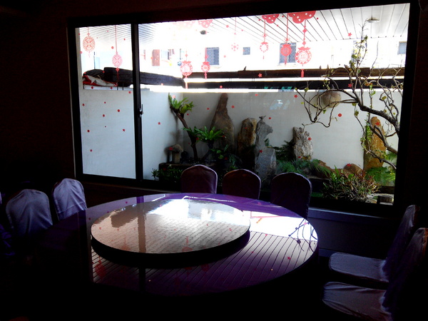 天心岩蔬食餐廳：☆口碑券No.6☆【南區】天心岩蔬食餐廳。多元、健康、美味，連葷食者也讚不絕口的素食吃到飽餐廳