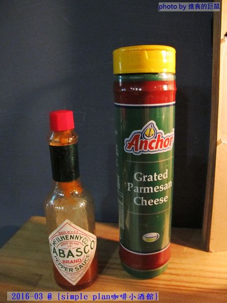 Simple plan 咖啡小酒館：（台南。中西區美食）『Simple plan 咖啡小酒館』調酒＋咖啡，激盪出動人火花，創意醉人滋味。