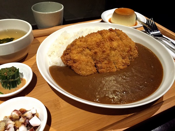 金曜日咖哩專門店：[台南]神農街內的日式咖哩味 金曜日咖哩專門店