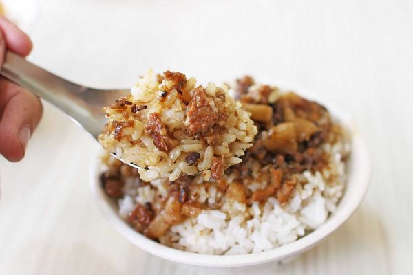 【蘆洲美食】豪肉羹魯肉飯-傳承20年手藝的巷弄隱藏版美食