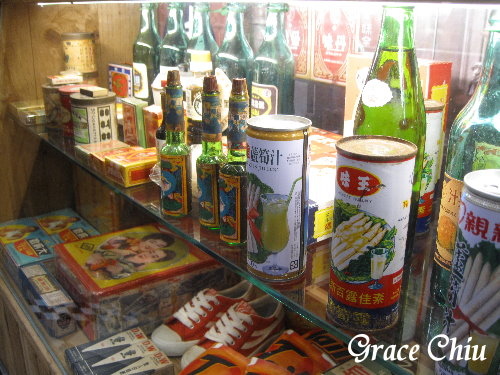 明星花露水 蘆筍汁 黑松汽水 Museum Coffee 50年代博物館咖啡 台北懷舊餐廳 台北復古餐廳 台北懷舊咖啡