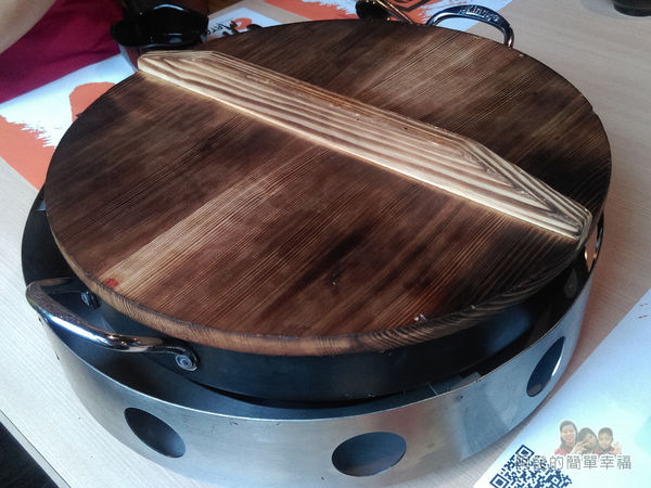 OMAYA春川炒雞23-春川炒雞B餐-蓋上鍋蓋燜一下