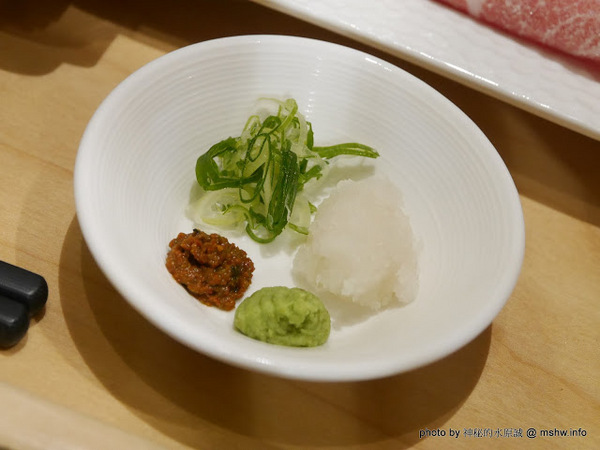 信州王滝OSOBAYA(中友店)：【食記】台中純そば処信州王滝蕎麥麵專賣@北區中友百貨&一中街 : 吃得飽足, 美麗又健康, 來自日本信州的投籠豬肉涮涮鍋