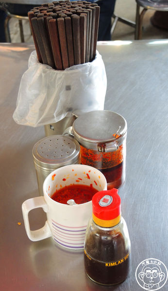 海鮮拉麵：呷飽祙【台北萬華･市場海鮮拉麵】跟著天王蕭敬騰吃美食