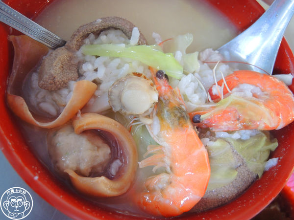 海鮮拉麵：呷飽祙【台北萬華･市場海鮮拉麵】跟著天王蕭敬騰吃美食