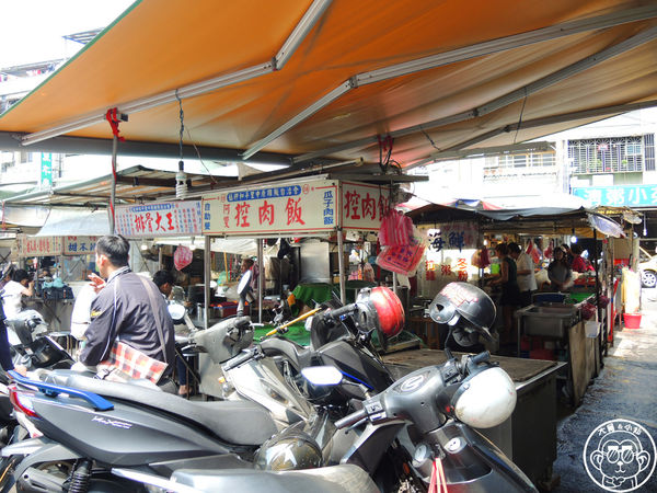 海鮮拉麵：呷飽祙【台北萬華･市場海鮮拉麵】跟著天王蕭敬騰吃美食