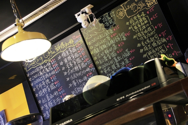 鯛可頌(台南東寧店):【台南】鯛可頌(台南東寧店) 是可頌還是鯛魚燒?!來份酥脆的鯛可頌吧!