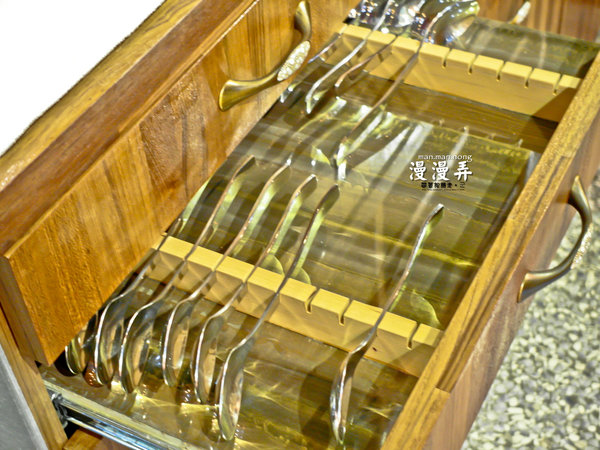 漫漫弄 man.man.nong：台南 南區．隱藏巷弄裡的義式餐廳  漫漫弄 man.man.nong