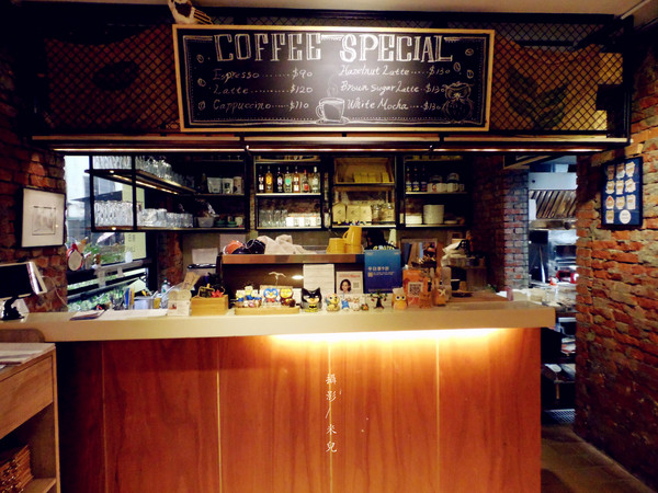 三隻貓頭鷹3owls c＠fe：【台北市大安區。咖啡廳】三隻貓頭鷹3owls c＠fe 台北超有感隱藏秘密咖啡廳