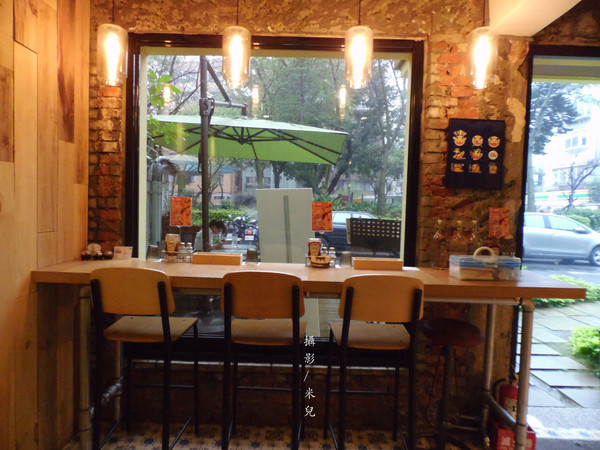 三隻貓頭鷹3owls c＠fe：【台北市大安區。咖啡廳】三隻貓頭鷹3owls c＠fe 台北超有感隱藏秘密咖啡廳