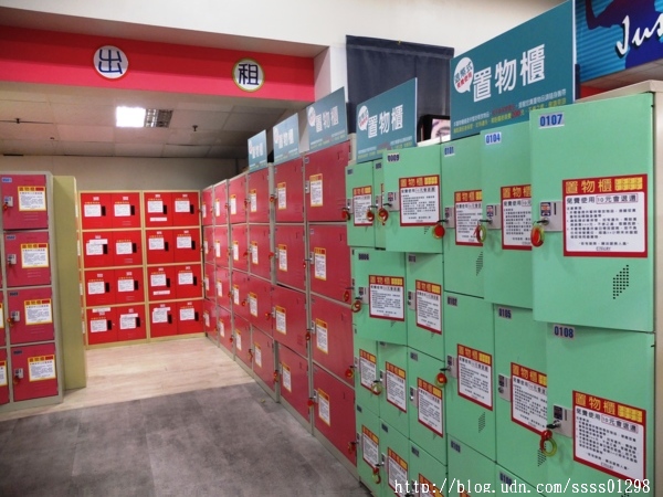 E7play一票玩到底(三多館(原:三多時尚球館)):【愛評口碑券】E7play一票玩到底(三多館)。一張門票館內運動、遊戲等多元設施玩到爽 適合家人朋友一起來同樂