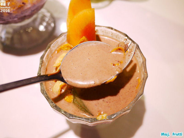 Maj Frutti 冰菓藝棧:Maj. Frutti冰菓藝棧,逢甲夢幻系飲品,鮮果堆疊成藝術品般的雪花冰~