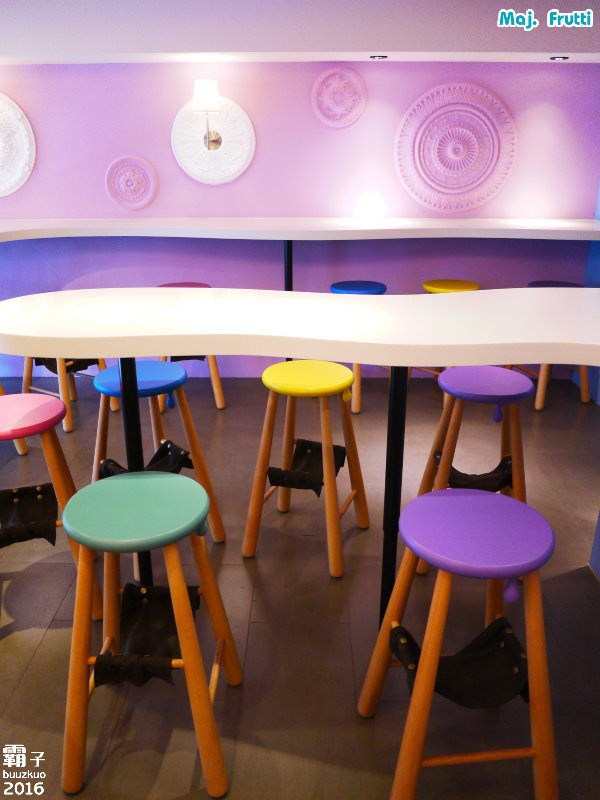 Maj Frutti 冰菓藝棧:Maj. Frutti冰菓藝棧,逢甲夢幻系飲品,鮮果堆疊成藝術品般的雪花冰~