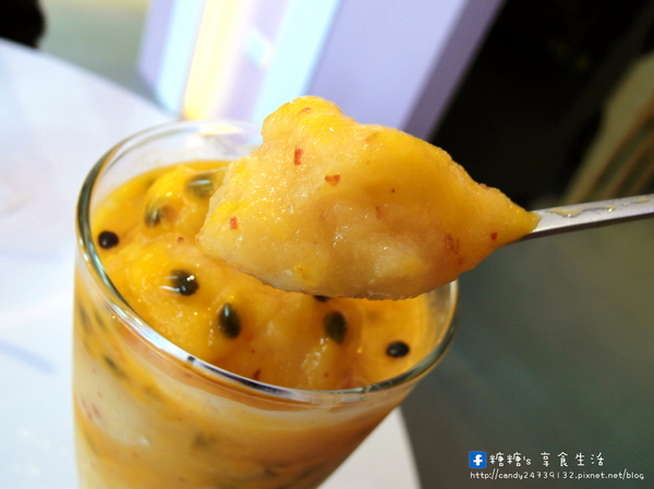 Maj. Frutti:〖台中│美食〗Maj. Frutti 冰菓藝棧 ❤ 結合當季新鮮水果,打造出繽紛華麗的夏日冰品,快來消暑一下吧!!