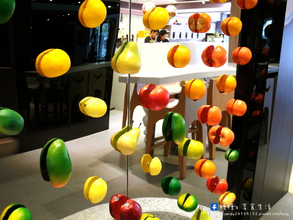Maj. Frutti:〖台中│美食〗Maj. Frutti 冰菓藝棧 ❤ 結合當季新鮮水果,打造出繽紛華麗的夏日冰品,快來消暑一下吧!!