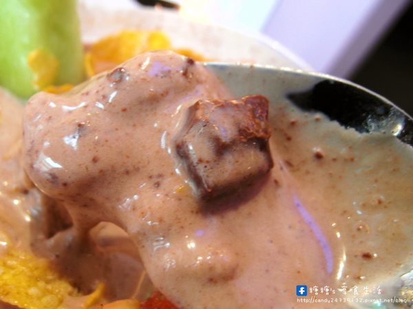 Maj. Frutti:〖台中│美食〗Maj. Frutti 冰菓藝棧 ❤ 結合當季新鮮水果,打造出繽紛華麗的夏日冰品,快來消暑一下吧!!