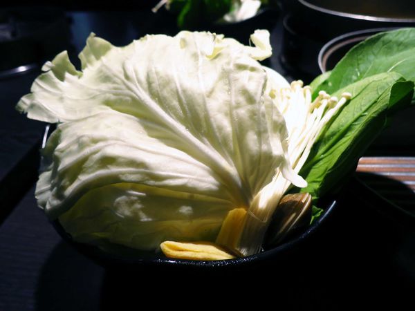 【蘆洲餐廳】川之流涮涮鍋-火烤兩吃火鍋店