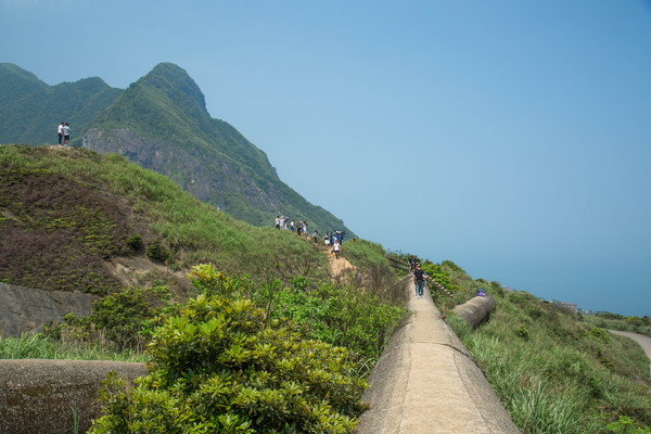 廢煙道：[新北\旅遊] IG熱門打卡景點 廢煙道 金瓜石十三層遺址 黃金瀑布 看見台灣的美