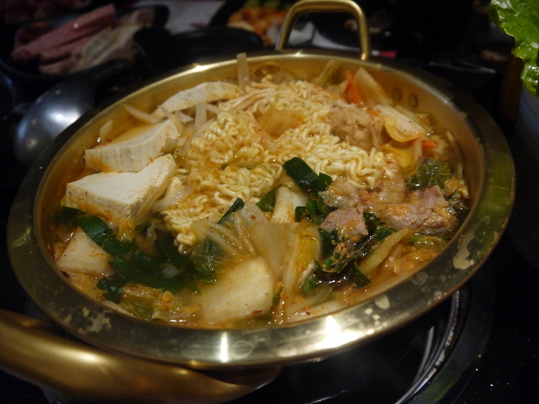 糕糕在尚韓國烤肉：[台中西屯區]糕糕在尚韓國烤肉吃到飽!